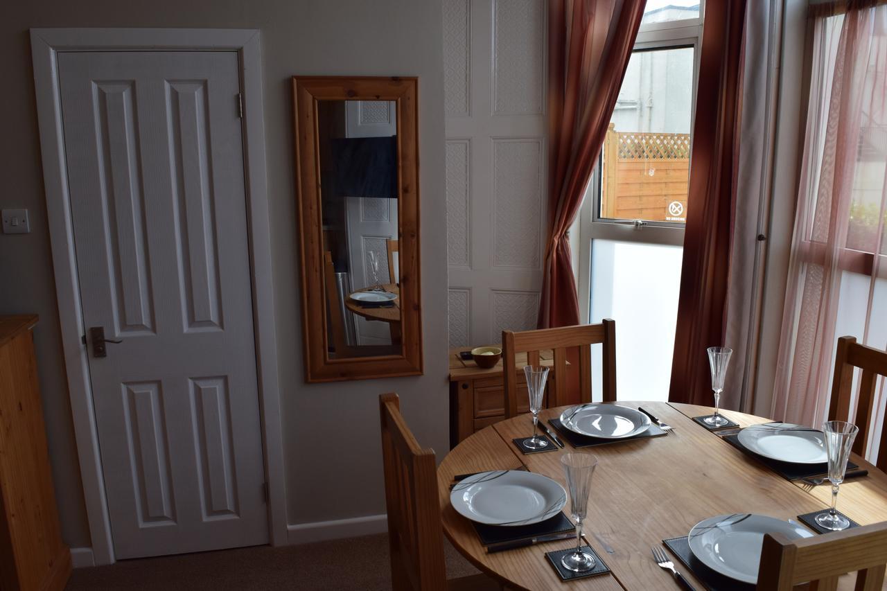 Tor Park Holiday Flatlets 토키 외부 사진